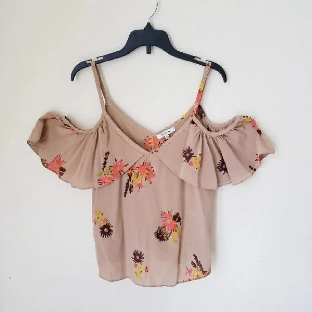 🌻 Madewell cold shoulder ruffle top